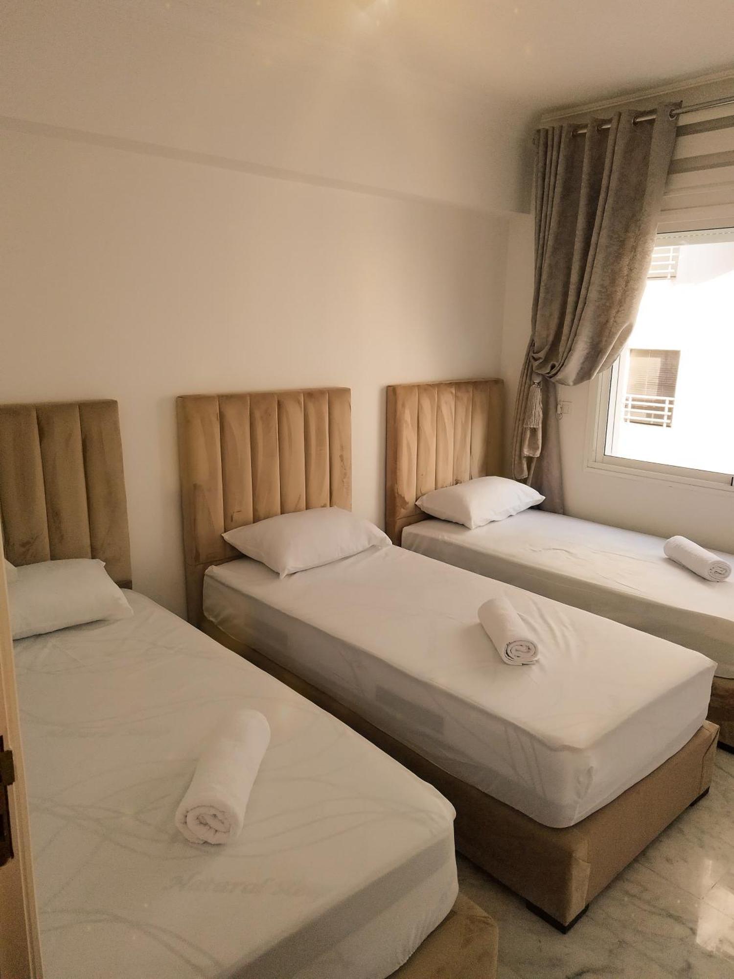 Incroyable Appartement A Playa Enface Cafe Sky 17 Tánger Exterior foto