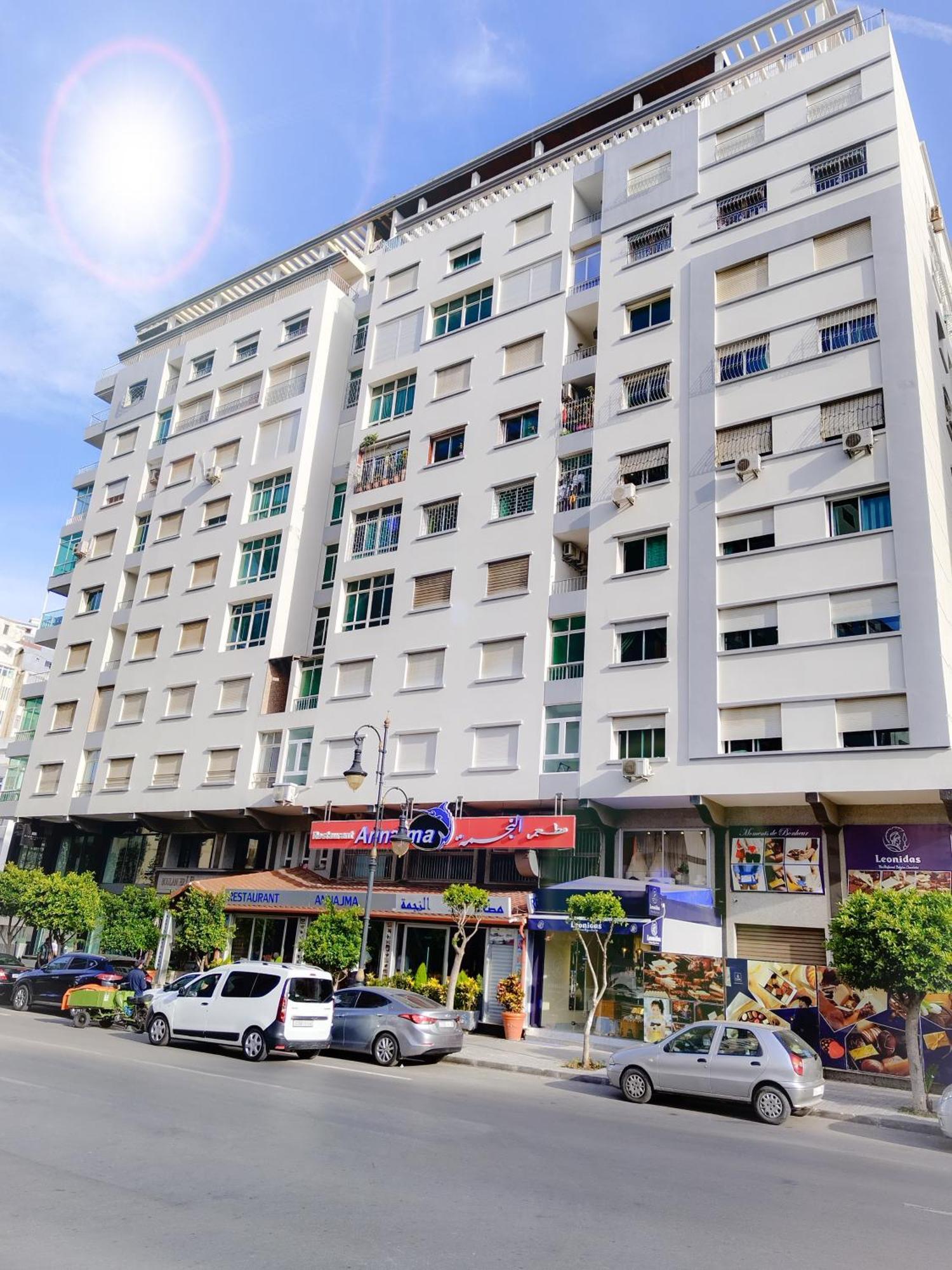 Incroyable Appartement A Playa Enface Cafe Sky 17 Tánger Exterior foto